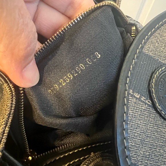 Fendi backpack - Picture 3 of 12